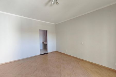 Casa à venda com 251m², 4 quartos e 6 vagas Casa à venda com 251m², 4 quartos e 6 vagasQuarto Suíte 2