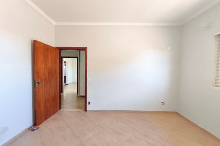 Casa à venda com 251m², 4 quartos e 6 vagas Casa à venda com 251m², 4 quartos e 6 vagasQuarto 3