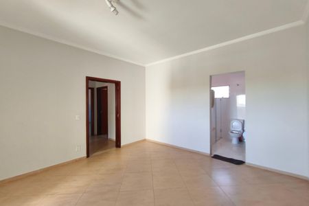 Casa à venda com 251m², 4 quartos e 6 vagas Casa à venda com 251m², 4 quartos e 6 vagasQuarto Suíte 2