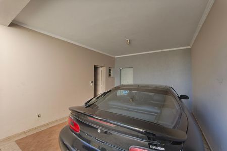 Quintal - Garagem de casa à venda com 4 quartos, 251m² em Jardim Eulina, Campinas