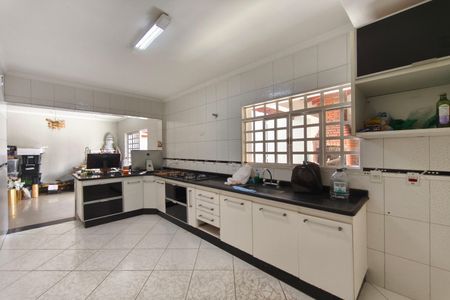 Cozinha de casa à venda com 4 quartos, 251m² em Jardim Eulina, Campinas
