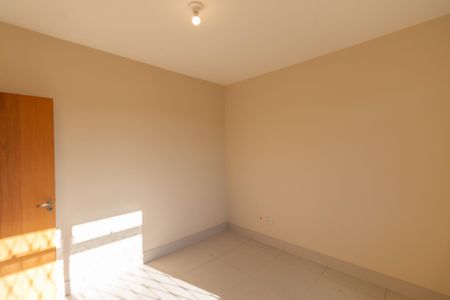 Casa à venda com 4 quartos, 360m² em Planalto, Belo Horizonte