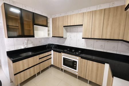 Cozinha de casa à venda com 3 quartos, 250m² em Vl Sto Agostinho, Porto Alegre