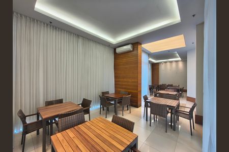 Apartamento para alugar com 83m², 2 quartos e 1 vaga
