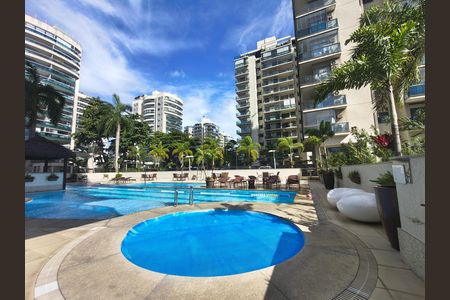 Apartamento para alugar com 83m², 2 quartos e 1 vaga