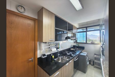 Apartamento para alugar com 83m², 2 quartos e 1 vaga