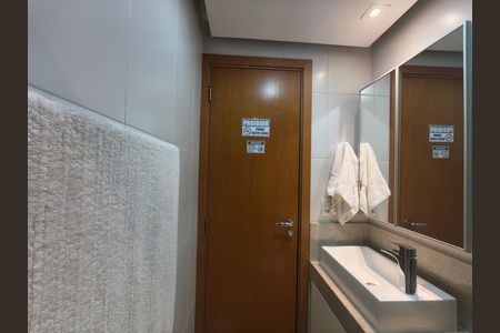 Apartamento para alugar com 83m², 2 quartos e 1 vaga