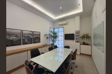 Apartamento para alugar com 83m², 2 quartos e 1 vaga