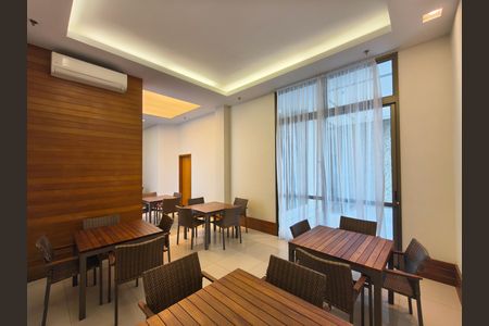 Apartamento para alugar com 83m², 2 quartos e 1 vaga