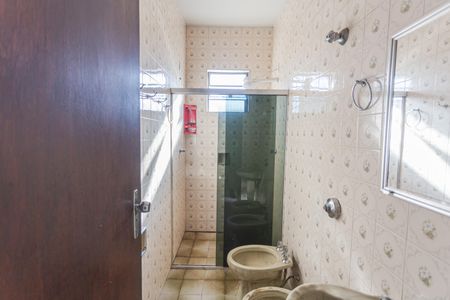 Casa para alugar com 200m², 3 quartos e 1 vaga Casa para alugar com 200m², 3 quartos e 1 vagaBanheiro Social
