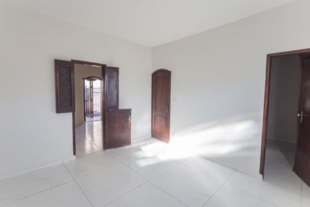 Sala 2 de casa para alugar com 2 quartos, 200m² em Santa Cruz, Belo Horizonte