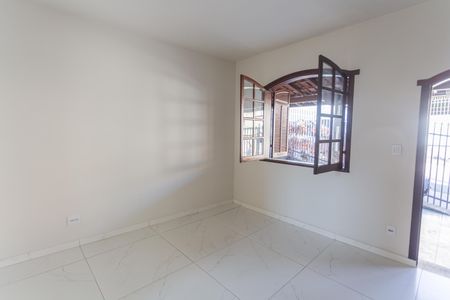 Casa para alugar com 200m², 3 quartos e 1 vaga Casa para alugar com 200m², 3 quartos e 1 vagaSala 1