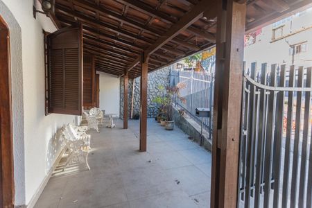 Casa para alugar com 200m², 3 quartos e 1 vaga Casa para alugar com 200m², 3 quartos e 1 vagaEntrada