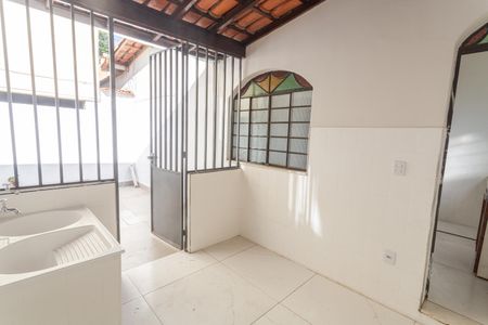Casa para alugar com 200m², 3 quartos e 1 vaga Casa para alugar com 200m², 3 quartos e 1 vagaÁrea de Serviço