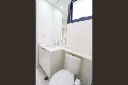Banheiro de kitnet/studio para alugar com 1 quarto, 29m² em Brooklin, São Paulo