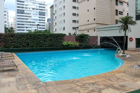 Apartamento para alugar com 32m², 1 quarto e 1 vaga