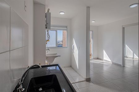Apartamento para alugar com 36m², 2 quartos e sem vaga Apartamento para alugar com 36m², 2 quartos e sem vagacozinha e área de serviço compartilhadas_2