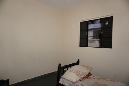 Casa para alugar com 35m², 1 quarto e sem vagaQuarto