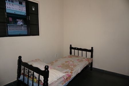 Casa para alugar com 35m², 1 quarto e sem vagaQuarto