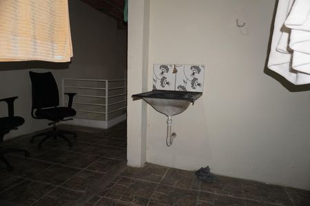 Casa para alugar com 35m², 1 quarto e sem vagaLavanderia