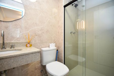 banheiro suite de apartamento para alugar com 1 quarto, 37m² em Vila Anglo Brasileira, São Paulo