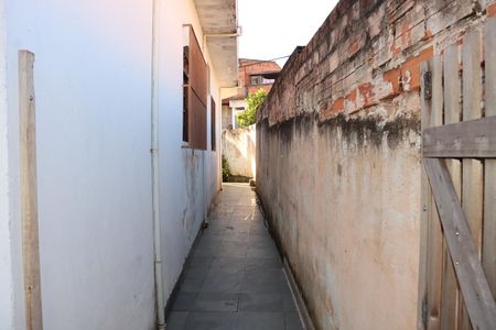 Casa para alugar com 2 quartos, 250m² em Jardim Sao Francisco, Embu das Artes