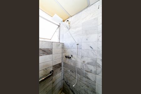 Apartamento à venda com 130m², 3 quartos e 1 vaga Apartamento à venda com 130m², 3 quartos e 1 vagaBanheiro Social