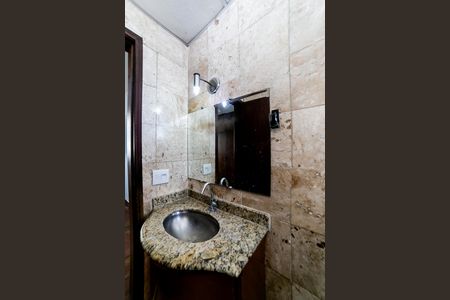 Apartamento à venda com 130m², 3 quartos e 1 vaga Apartamento à venda com 130m², 3 quartos e 1 vagaBanheiro da Suíte