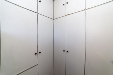 Apartamento à venda com 130m², 3 quartos e 1 vaga Apartamento à venda com 130m², 3 quartos e 1 vagaQuarto de Serviço