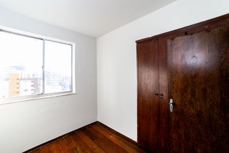 Apartamento à venda com 130m², 3 quartos e 1 vaga Apartamento à venda com 130m², 3 quartos e 1 vagaQuarto 2