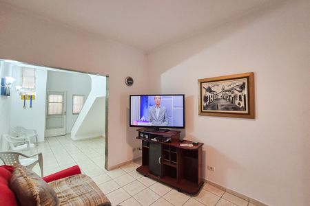 Casa para alugar com 126m², 2 quartos e 2 vagasSala