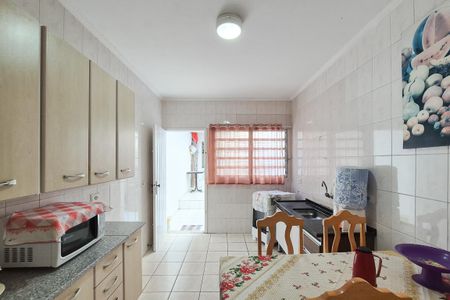 Casa para alugar com 126m², 2 quartos e 2 vagasCozinha