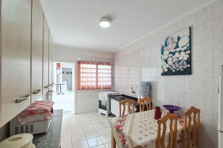 Casa para alugar com 126m², 2 quartos e 2 vagasCozinha