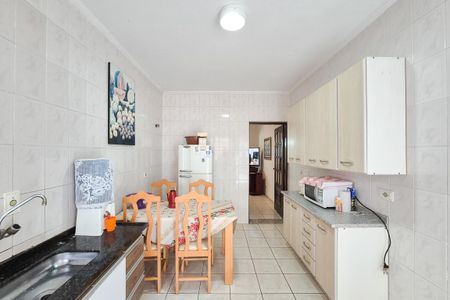 Casa para alugar com 126m², 2 quartos e 2 vagasCozinha