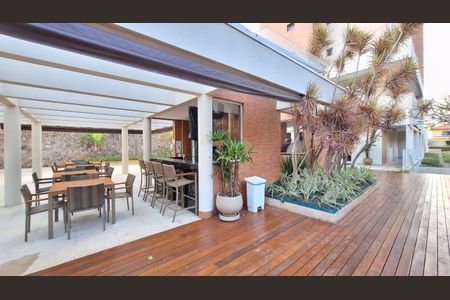 Apartamento à venda com 187m², 3 quartos e 3 vagas Apartamento à venda com 187m², 3 quartos e 3 vagasChurrasqueira