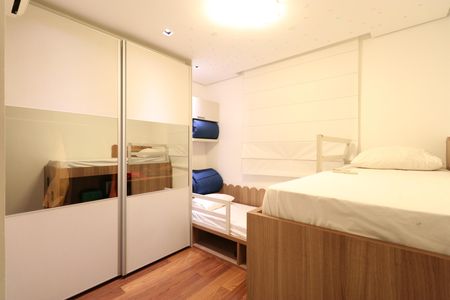Apartamento à venda com 187m², 3 quartos e 3 vagasSuite 2