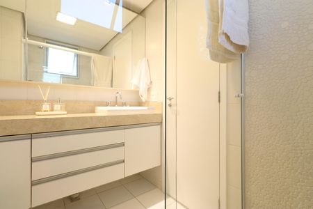 Apartamento à venda com 187m², 3 quartos e 3 vagasBanheiro da Suíte 3