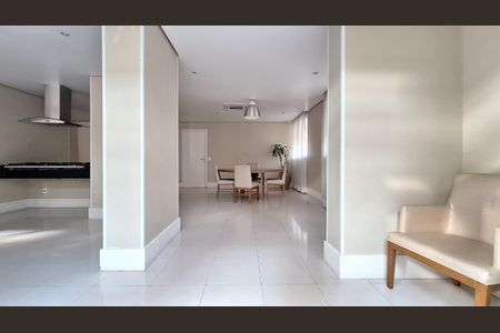 Apartamento à venda com 187m², 3 quartos e 3 vagas Apartamento à venda com 187m², 3 quartos e 3 vagasSalão de festas