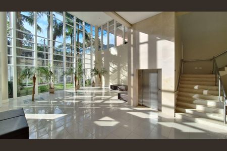 Apartamento à venda com 187m², 3 quartos e 3 vagas Apartamento à venda com 187m², 3 quartos e 3 vagasHall de entrada