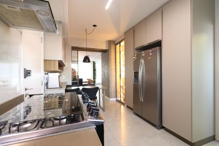 Apartamento à venda com 187m², 3 quartos e 3 vagasCozinha e Área de serviço 