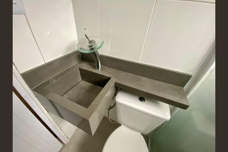 Casa à venda com 91m², 3 quartos e 1 vaga Casa à venda com 91m², 3 quartos e 1 vagaBanheiro 1