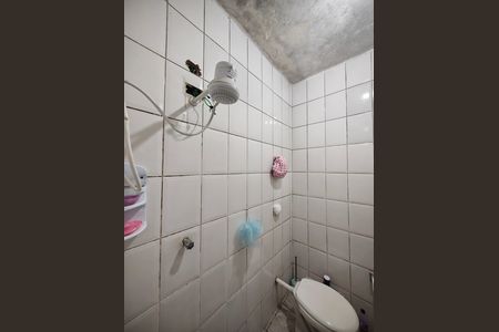 Casa para alugar com 40m², 2 quartos e sem vaga Casa para alugar com 40m², 2 quartos e sem vagaBanheiro