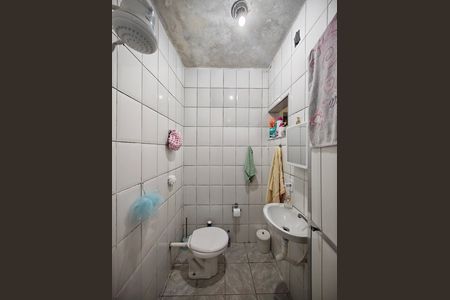 Casa para alugar com 40m², 2 quartos e sem vaga Casa para alugar com 40m², 2 quartos e sem vagaBanheiro