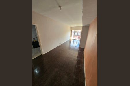 Apartamento à venda com 79m², 3 quartos e 1 vaga Apartamento à venda com 79m², 3 quartos e 1 vagaSala