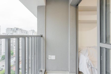 Varanda de apartamento para alugar com 1 quarto, 26m² em Pinheiros, São Paulo