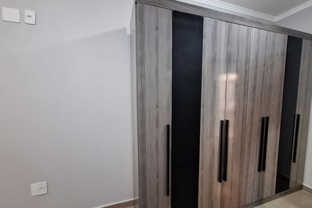 Quarto 1 de apartamento para alugar com 2 quartos, 50m² em Vila Linda, Santo André