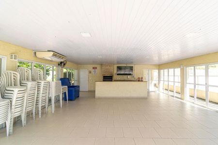Apartamento para alugar com 55m², 2 quartos e 1 vaga Apartamento para alugar com 55m², 2 quartos e 1 vagaÁrea comum - Salão de festas