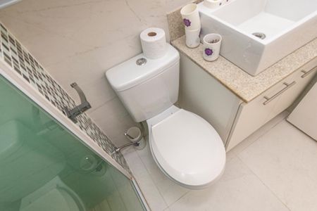 Apartamento para alugar com 55m², 2 quartos e 1 vaga Apartamento para alugar com 55m², 2 quartos e 1 vagaBanheiro Social