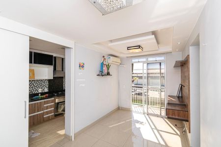 Apartamento para alugar com 55m², 2 quartos e 1 vaga Apartamento para alugar com 55m², 2 quartos e 1 vagaSala