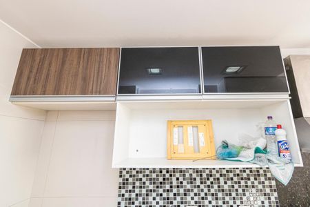 Apartamento para alugar com 55m², 2 quartos e 1 vaga Apartamento para alugar com 55m², 2 quartos e 1 vagaCozinha - Armários